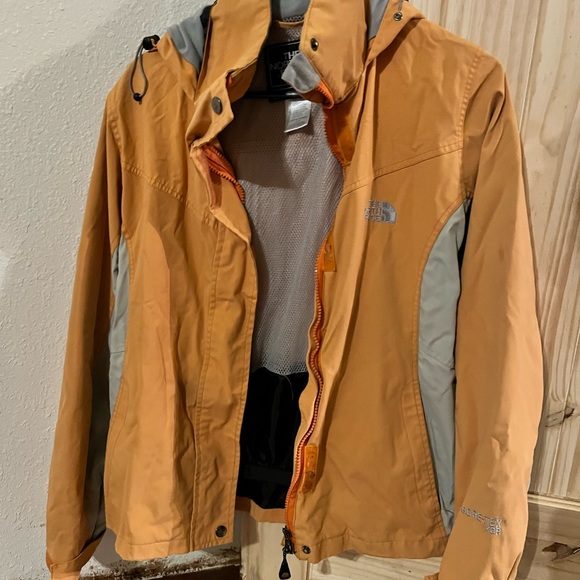 The North Face Jackets & Blazers - North Face Summit Gor Tex coat size medium